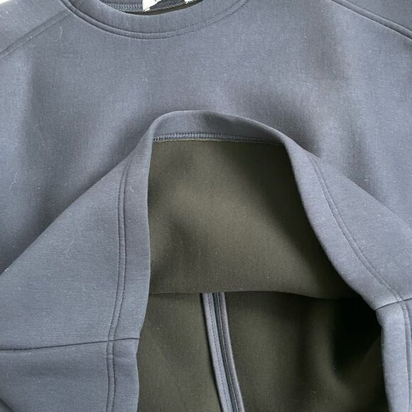 T by Alexander Wang Pullover Neoprene Crewneck Boxy Sweatshirt - Picture 3 of 4
